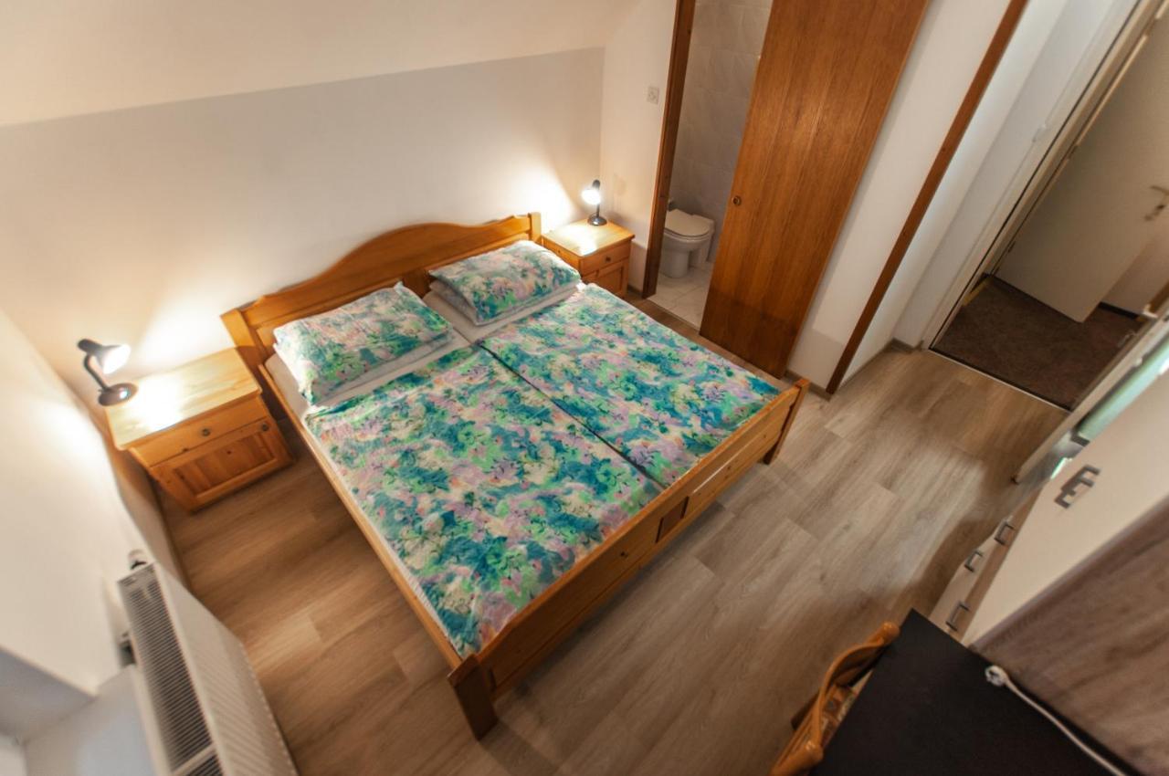 Apartment Ticar Бохинь Экстерьер фото