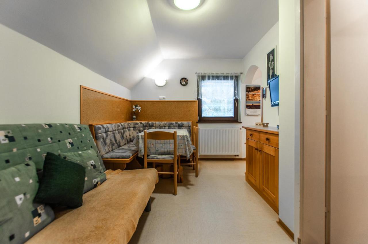 Apartment Ticar Бохинь Экстерьер фото