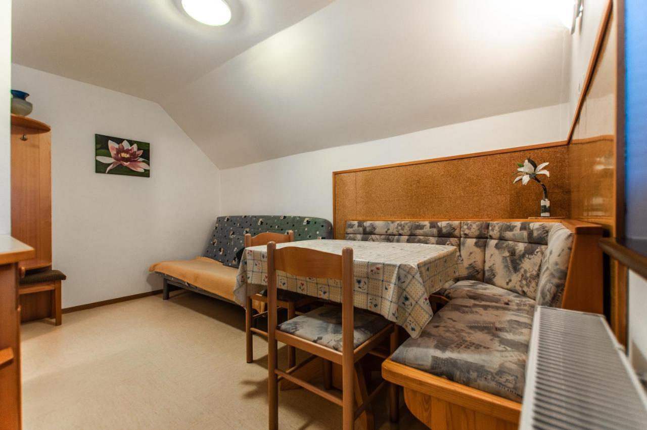 Apartment Ticar Бохинь Экстерьер фото